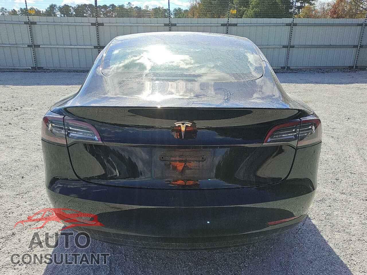 TESLA MODEL 3 2023 - 5YJ3E1EA6PF435431