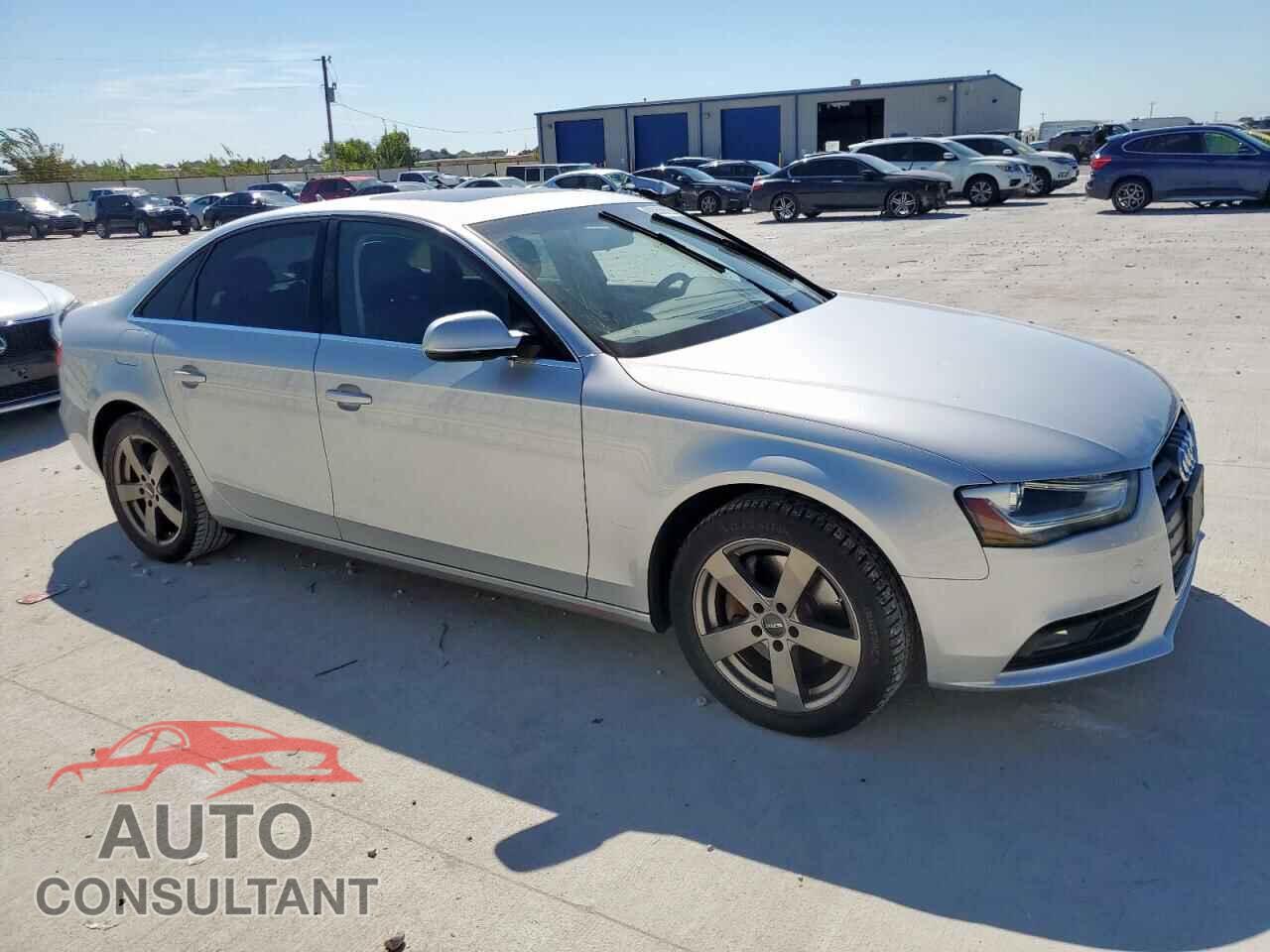AUDI A4 2013 - WAUDFAFL7DN045238