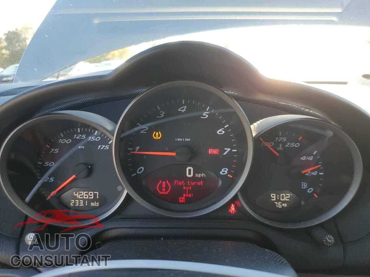 PORSCHE CAYMAN 2011 - WP0AA2A82BU760170