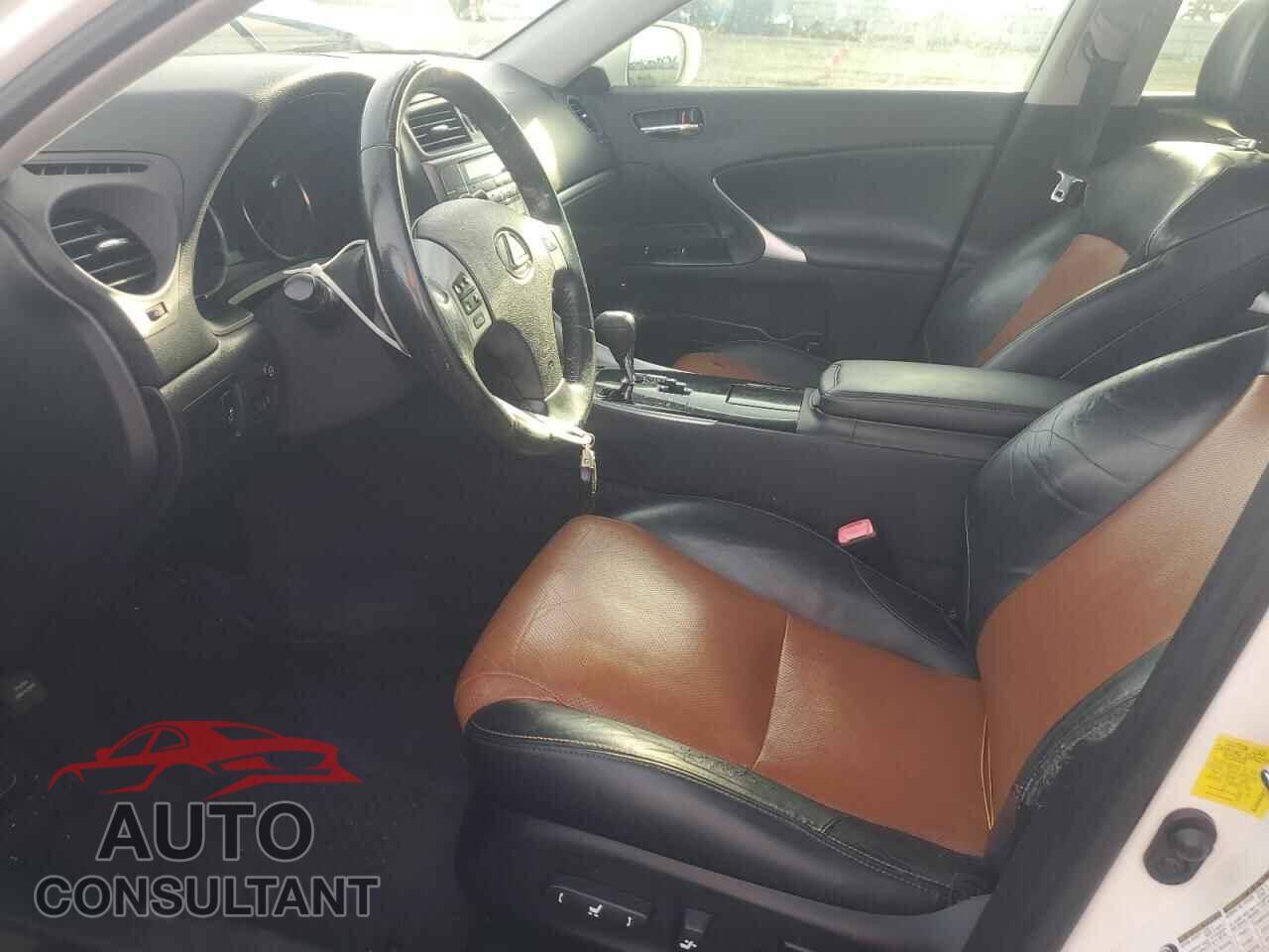 LEXUS IS 2013 - JTHBF5C2XD5190558