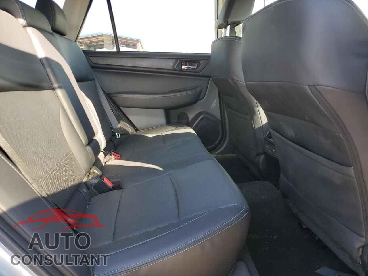 SUBARU OUTBACK 2017 - 4S4BSANC1H3330702