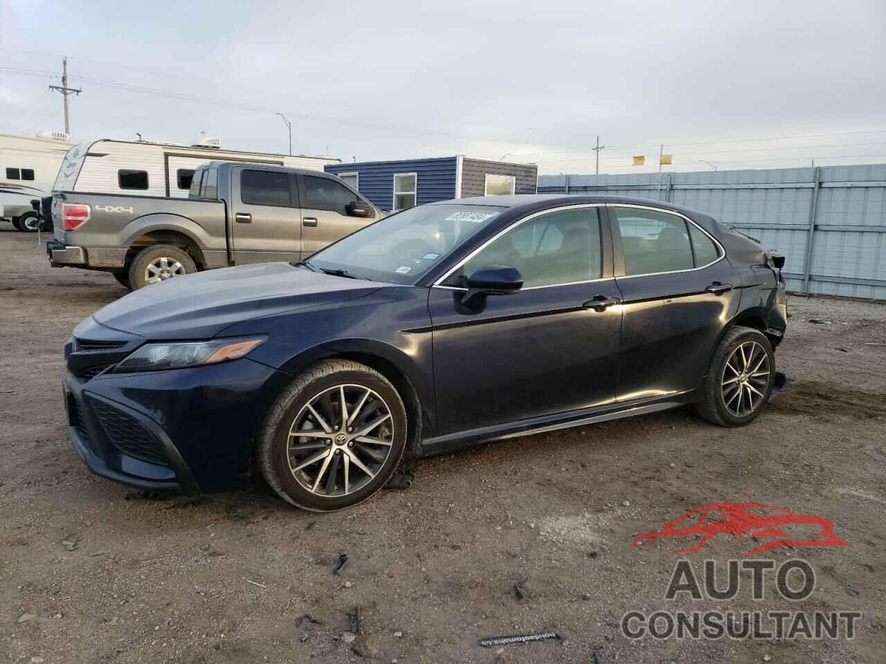 TOYOTA CAMRY 2022 - 4T1G11AK4NU637938