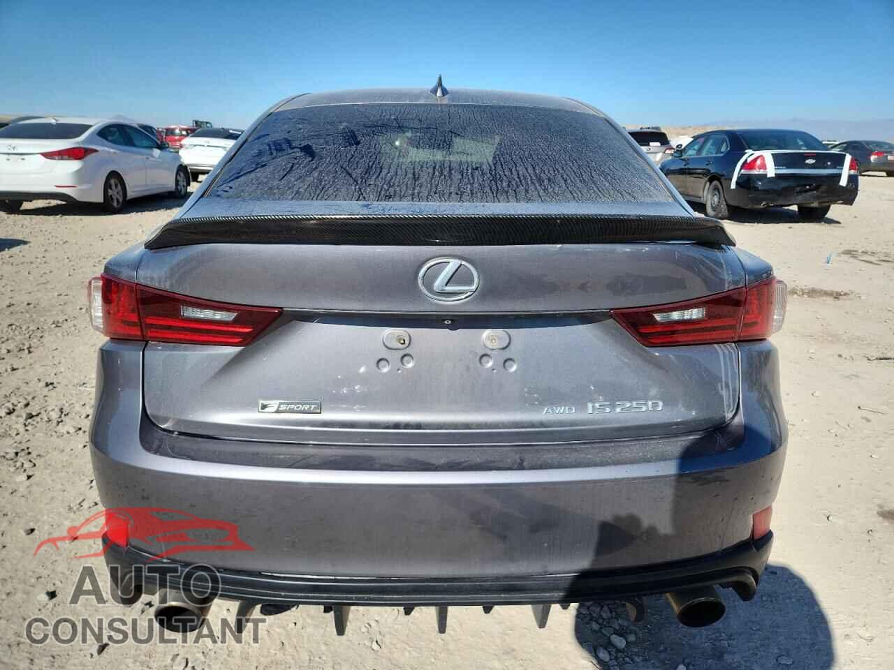 LEXUS IS 2015 - JTHCF1D20F5028257