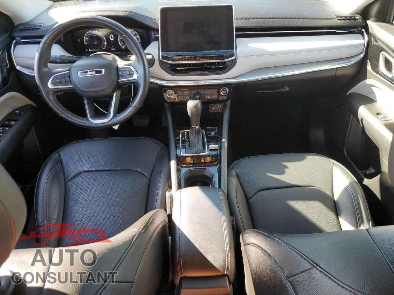 JEEP COMPASS 2022 - 3C4NJDCB2NT194029