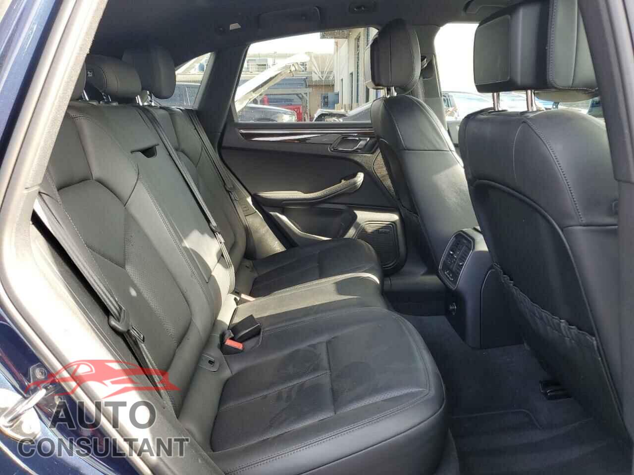 PORSCHE MACAN 2016 - WP1AB2A53GLB45092