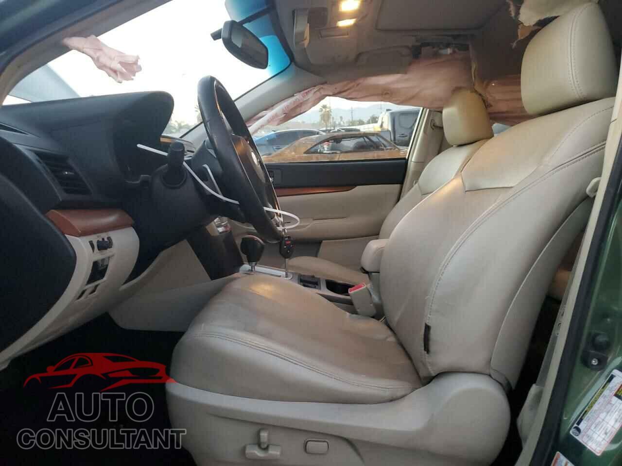 SUBARU OUTBACK 2013 - 4S4BRBKC2D3224131