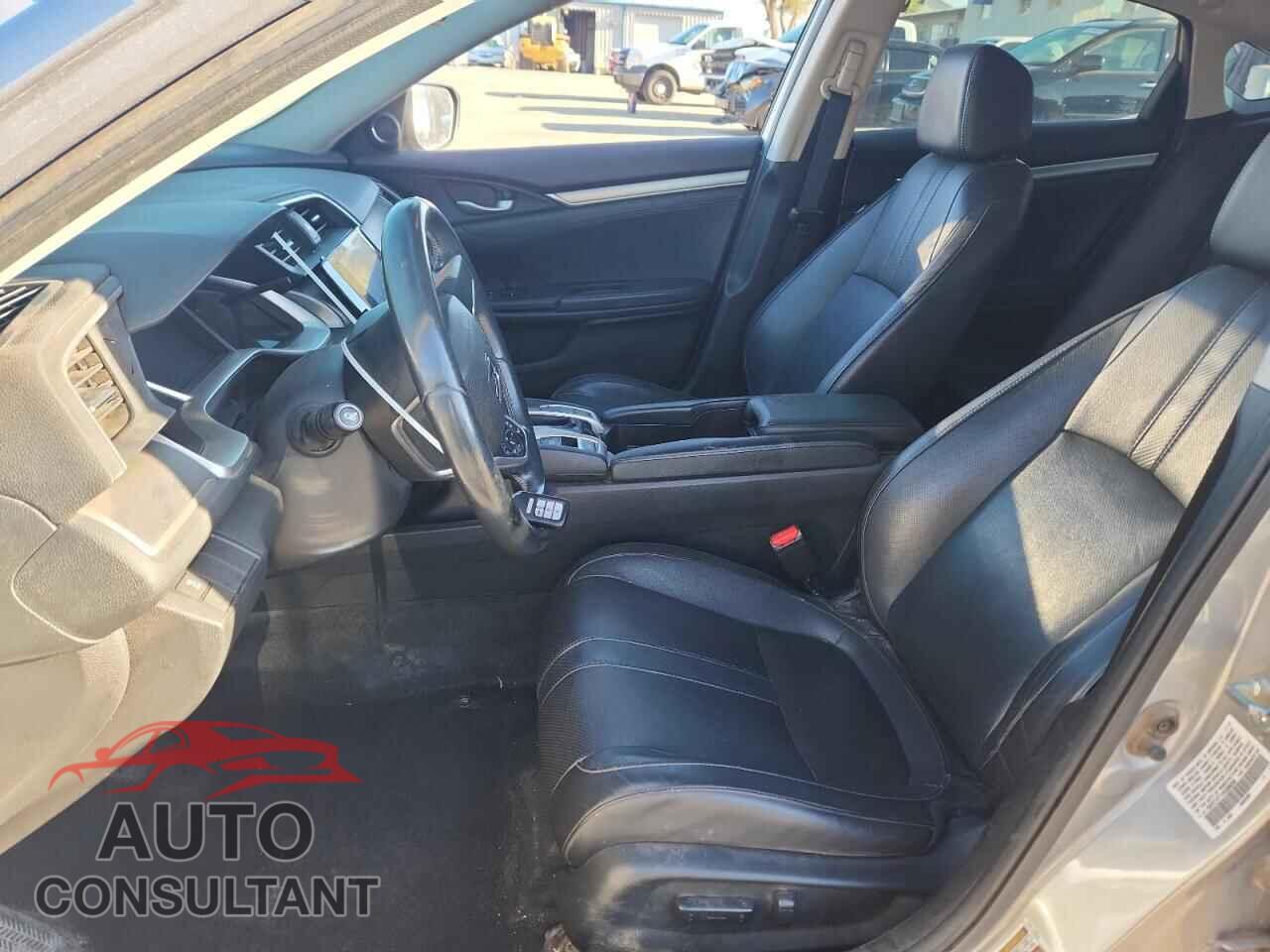 HONDA CIVIC 2017 - 19XFC1F71HE006596