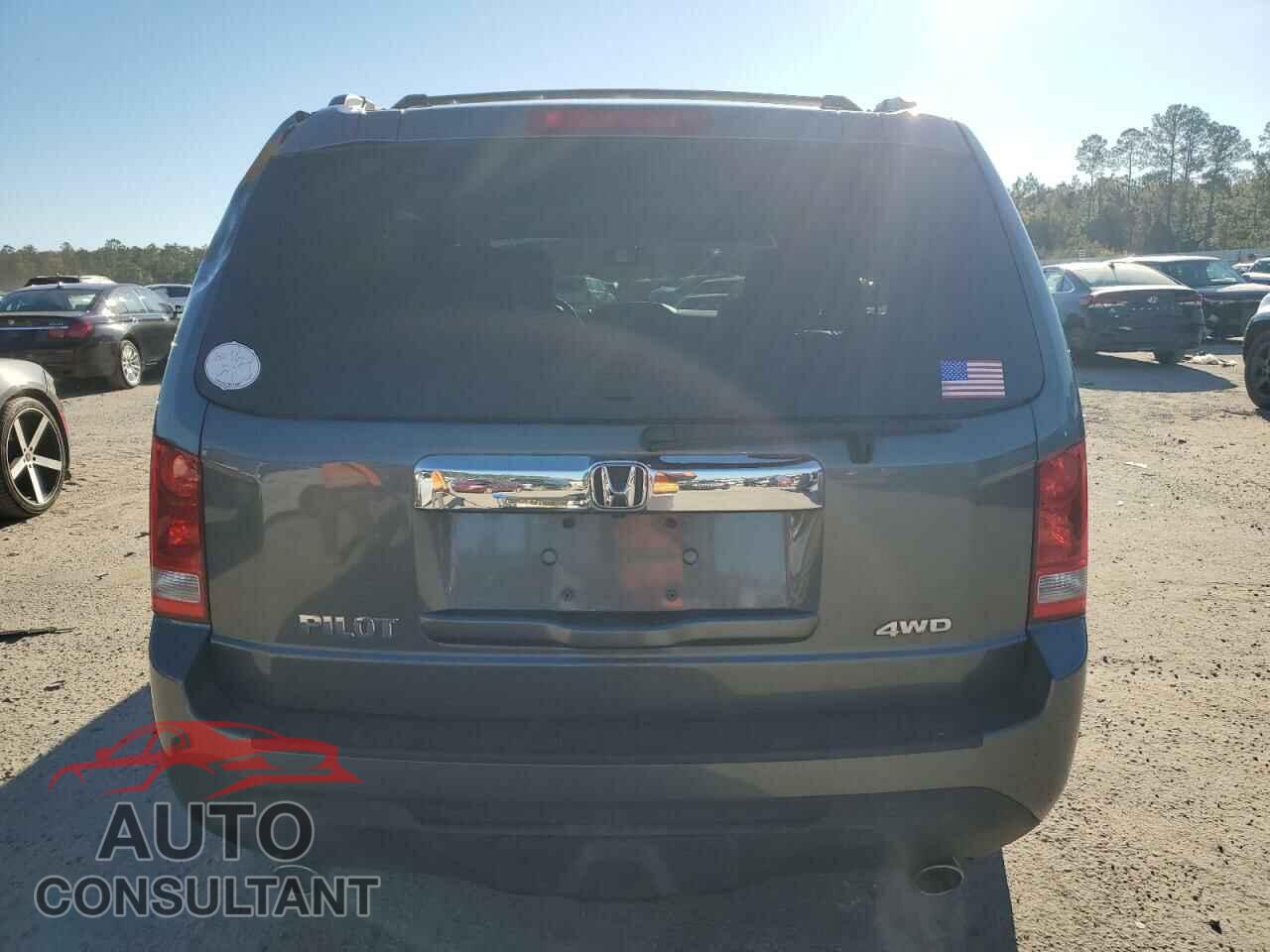 HONDA PILOT 2013 - 5FNYF4H57DB014445