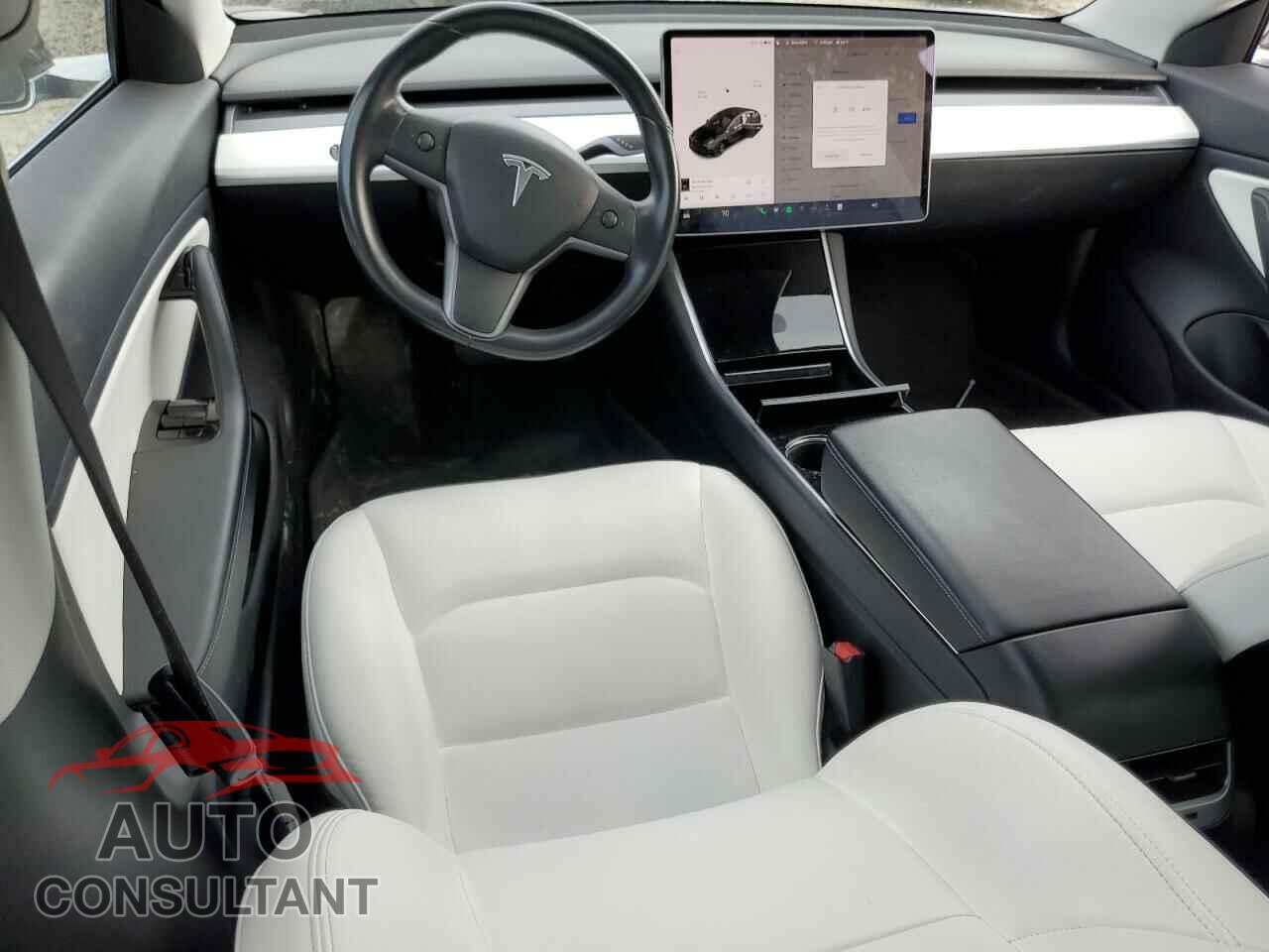 TESLA MODEL 3 2019 - 5YJ3E1EA9KF323652