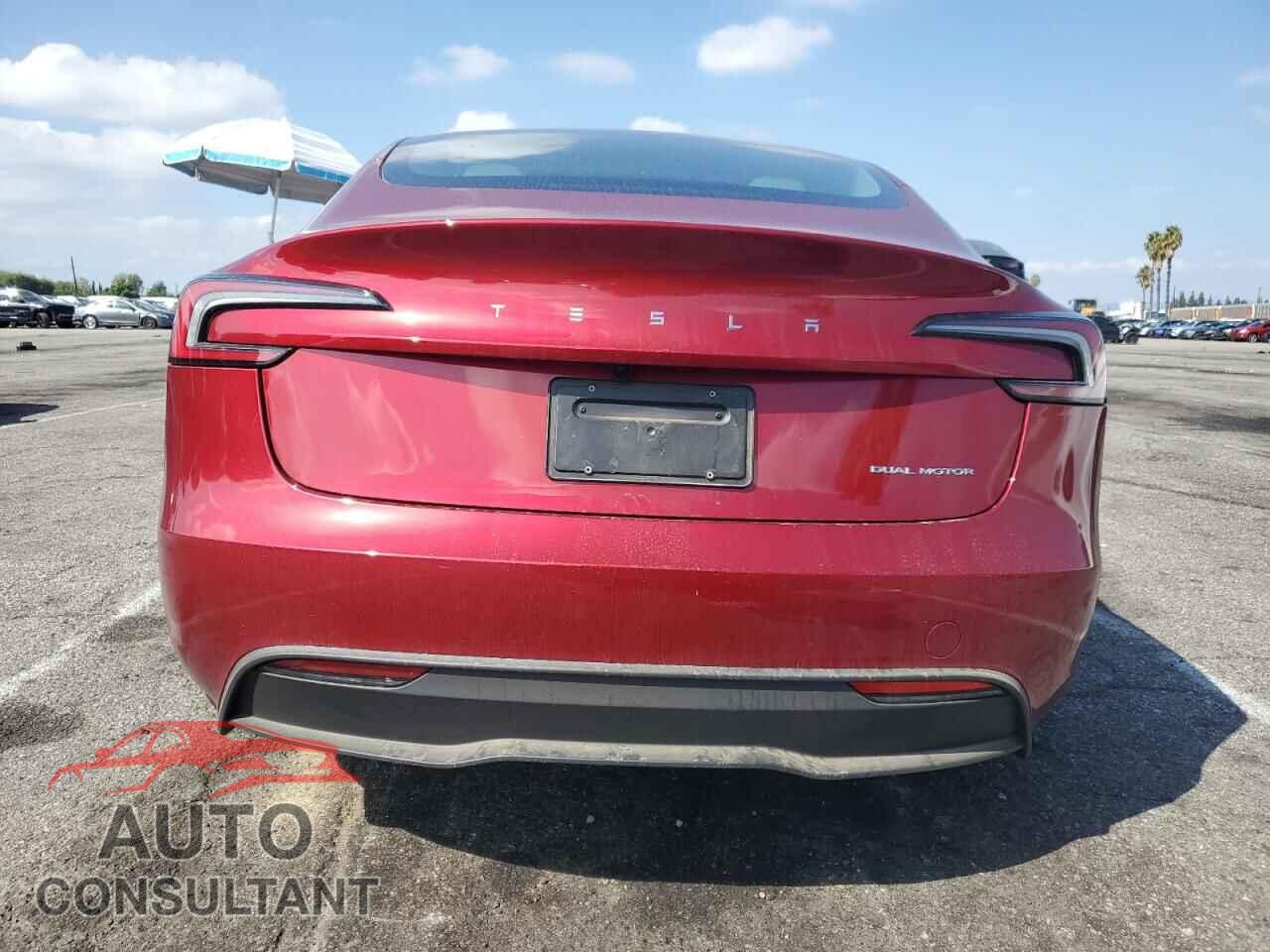 TESLA MODEL 3 2025 - 5YJ3E1EB5SF953838