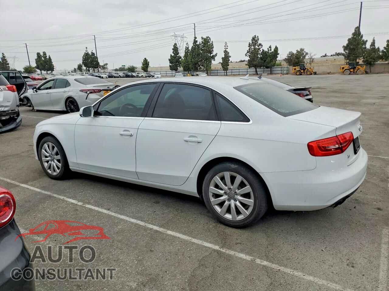 AUDI A4 2013 - WAUAFAFL9DN043283