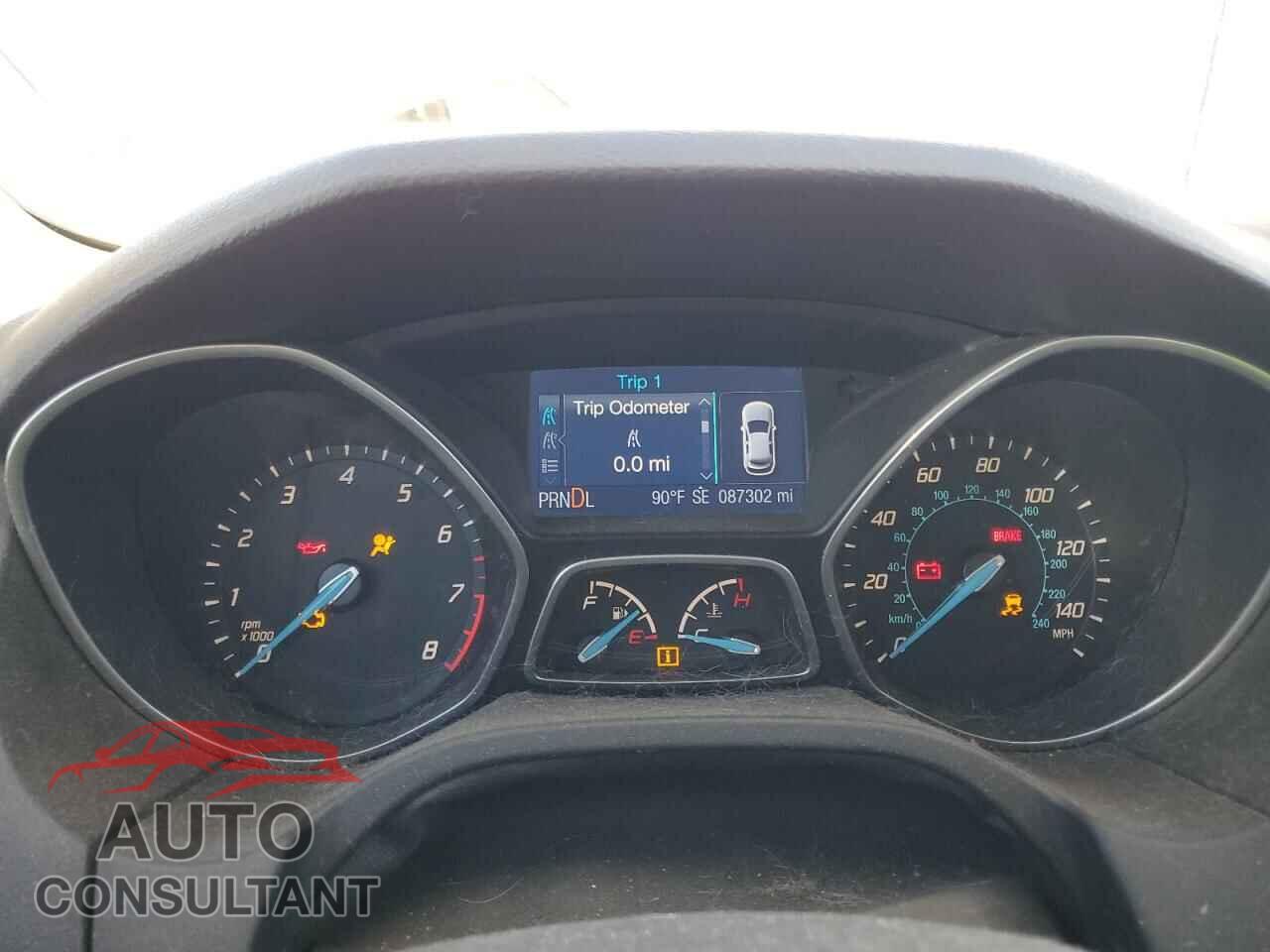 FORD FOCUS 2014 - 1FADP3E21EL111550