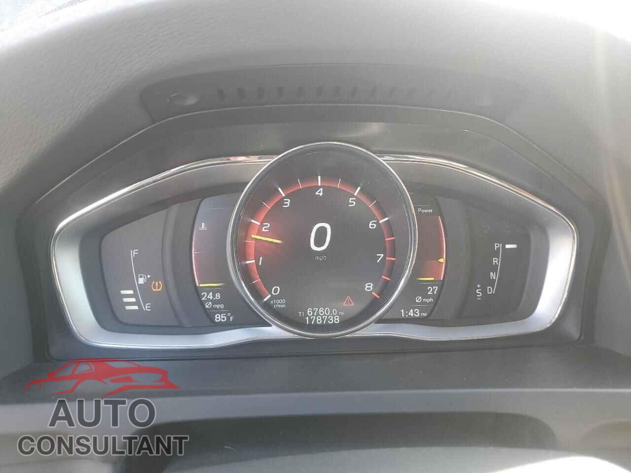 VOLVO S60 2017 - LYV402TK8HB135428