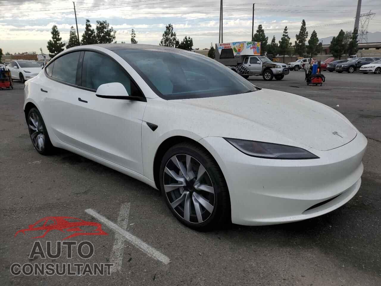 TESLA MODEL 3 2024 - 5YJ3E1EB8RF822803