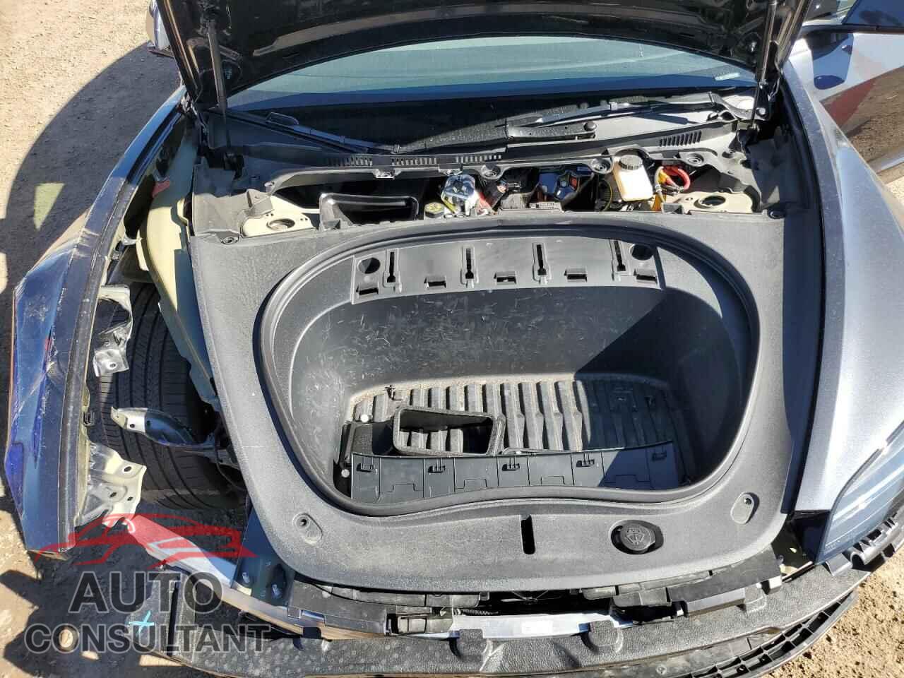 TESLA MODEL 3 2024 - 5YJ3E1EB5RF729415