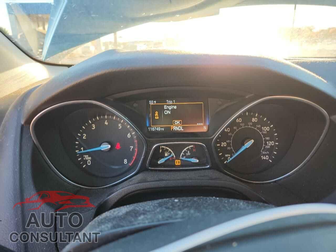 FORD FOCUS 2015 - 1FADP3F27FL200975