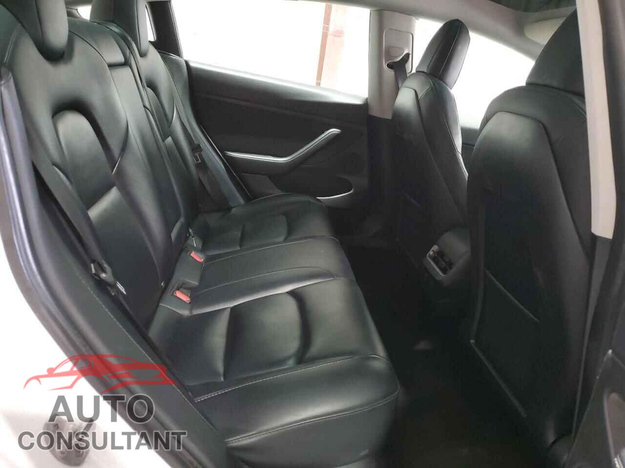 TESLA MODEL 3 2022 - 5YJ3E1EA7NF368464