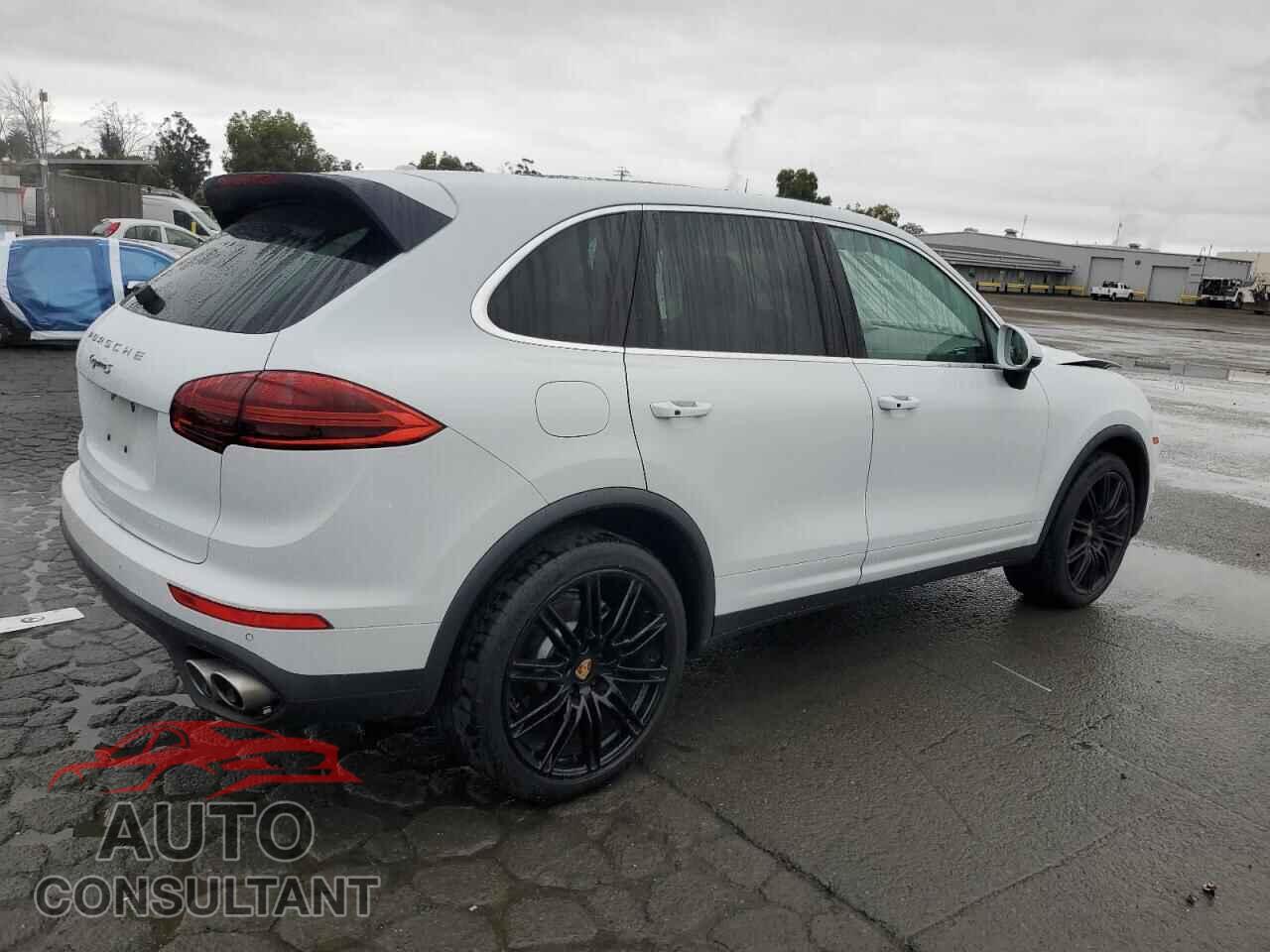PORSCHE CAYENNE 2016 - WP1AB2A26GLA93253