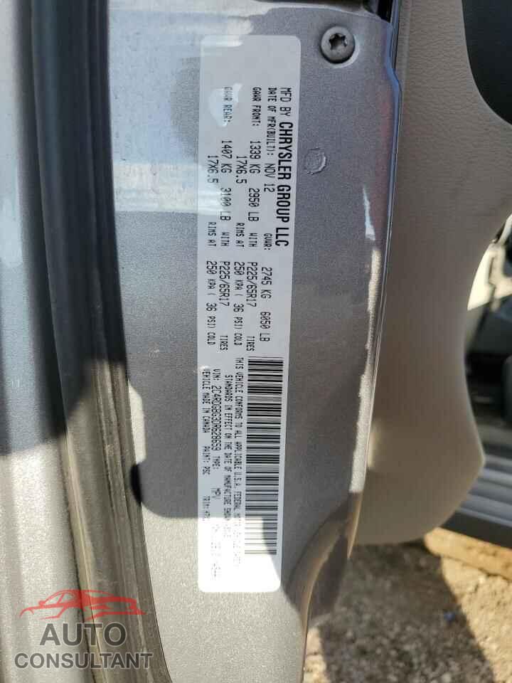 DODGE CARAVAN 2013 - 2C4RDGBG3DR628659