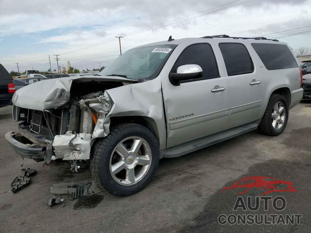 CHEVROLET SUBURBAN 2010 - 1GNUCKE07AR197122