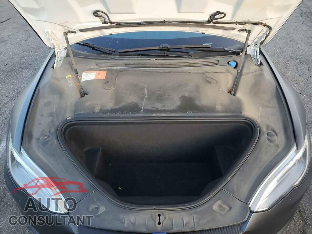 TESLA MODEL S 2018 - 5YJSA1E27JF282937