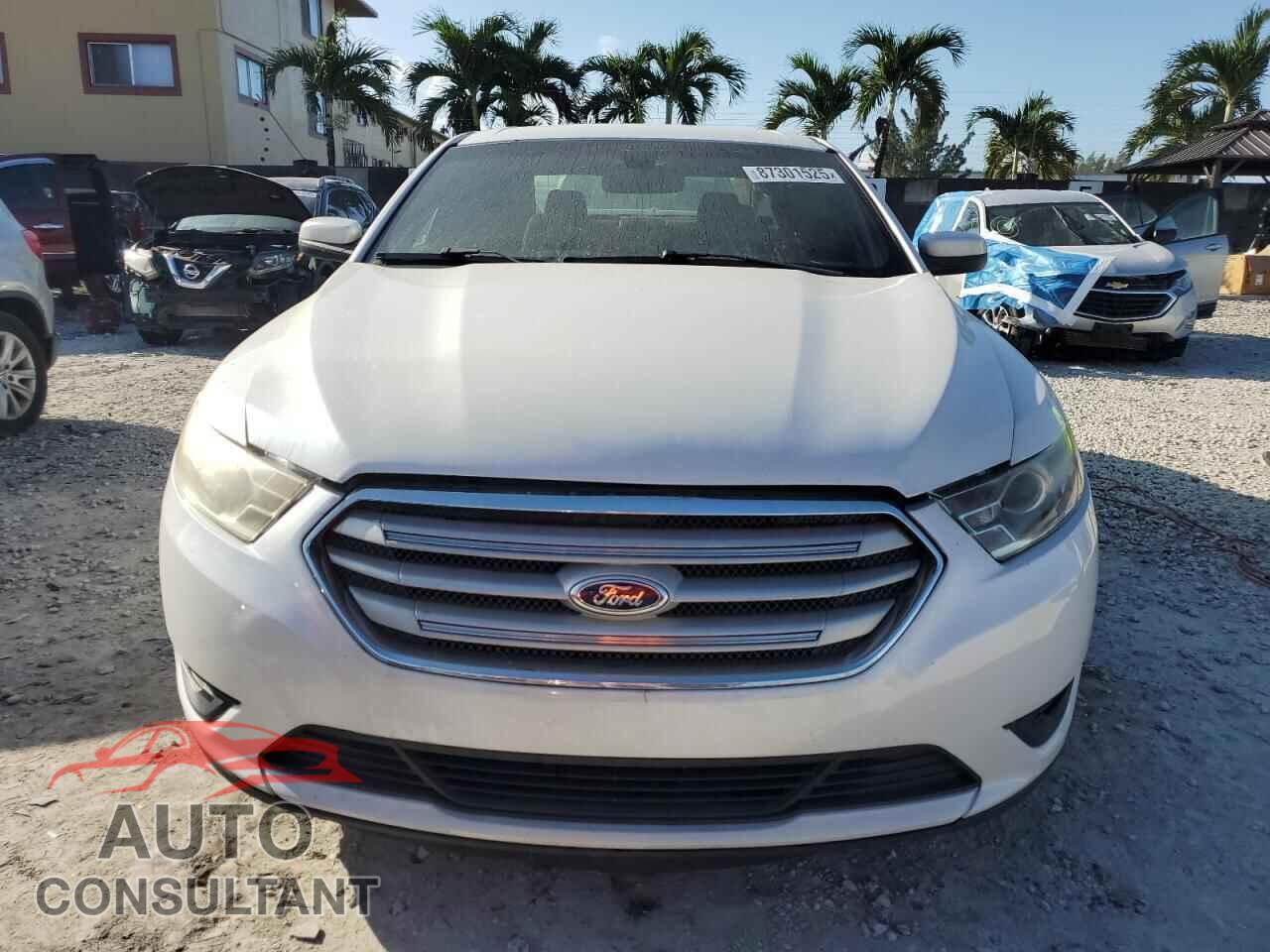 FORD TAURUS 2015 - 1FAHP2E86FG150225