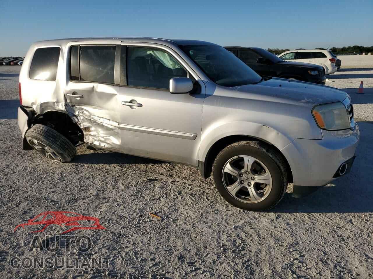 HONDA PILOT 2015 - 5FNYF3H42FB024093