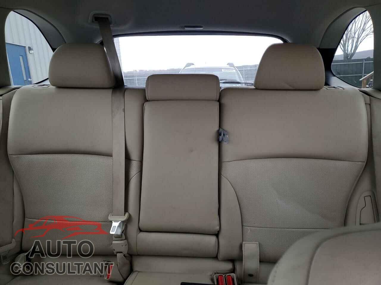 SUBARU OUTBACK 2015 - 4S4BSELC2F3347256