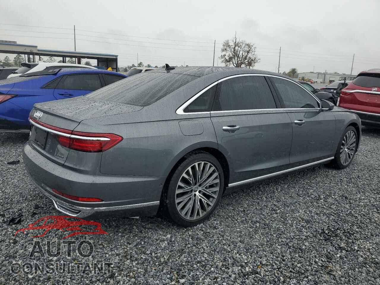 AUDI A8 2019 - WAU8DAF88KN019828