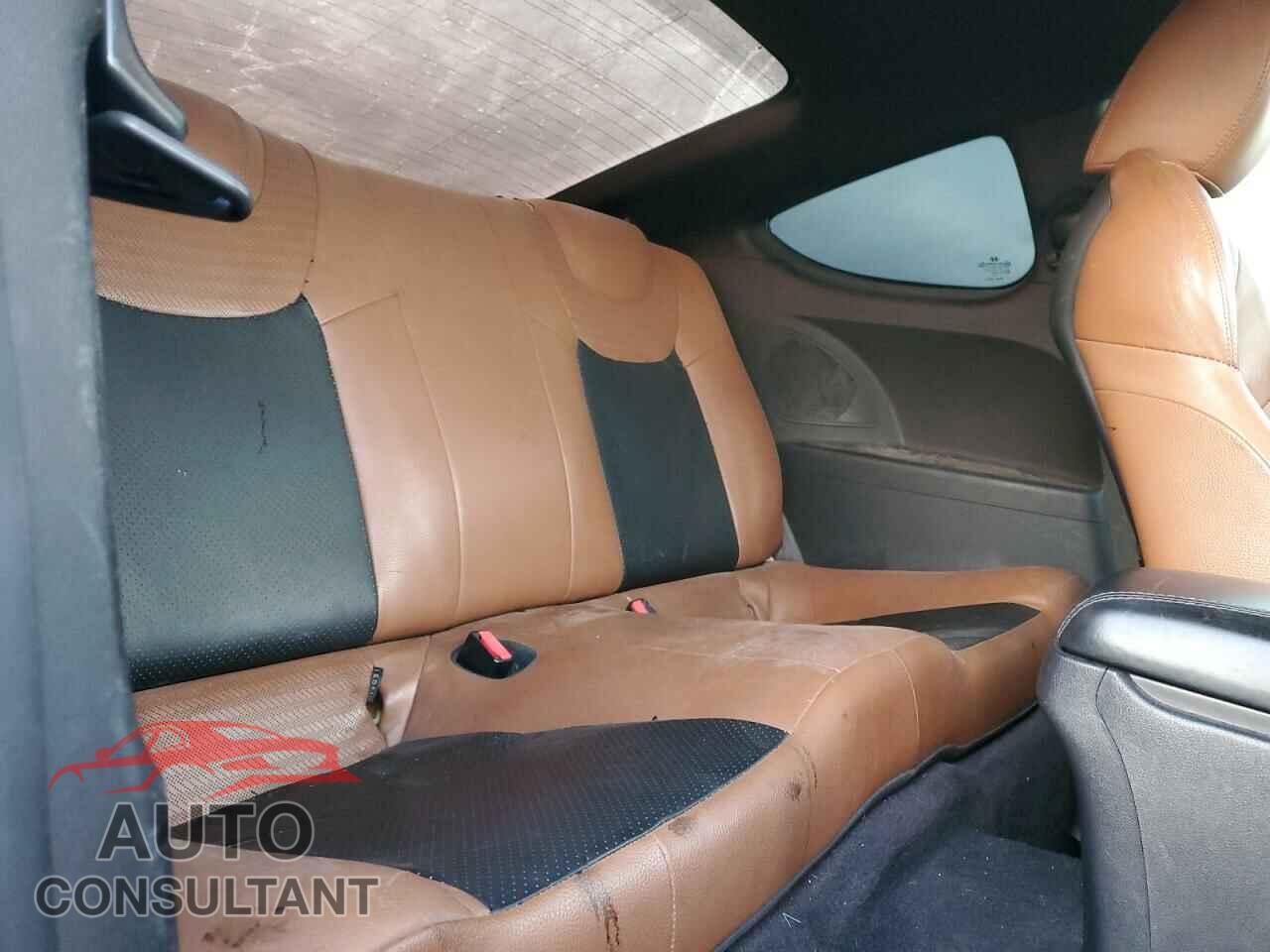 HYUNDAI GENESIS 2013 - KMHHU6KJ1DU095159