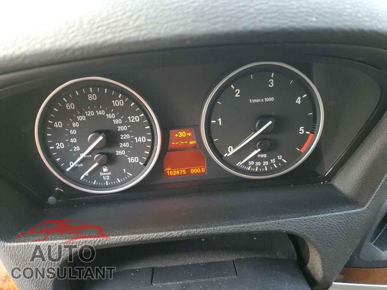 BMW X5 2011 - 5UXZW0C52BL657976