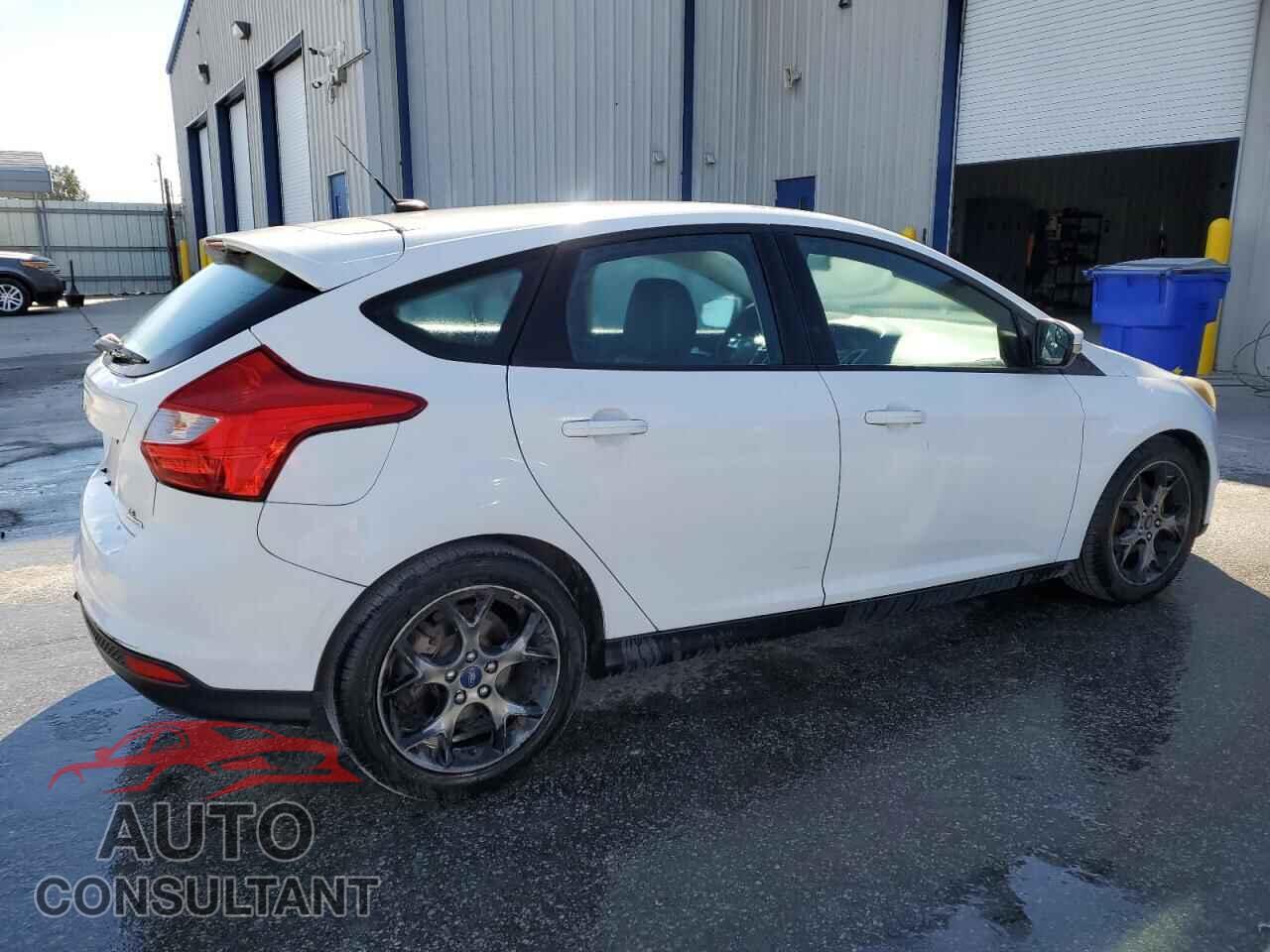 FORD FOCUS 2014 - 1FADP3K21EL337513