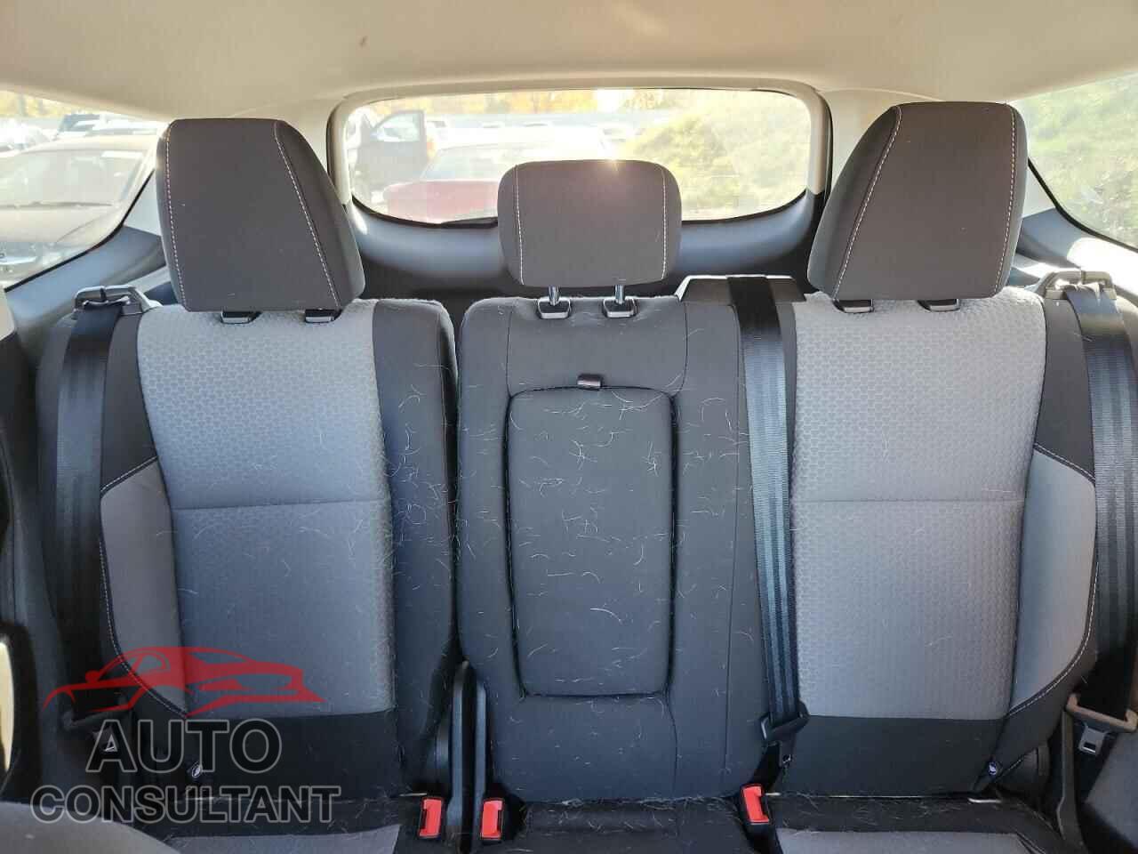 FORD ESCAPE 2017 - 1FMCU9GD7HUC87044