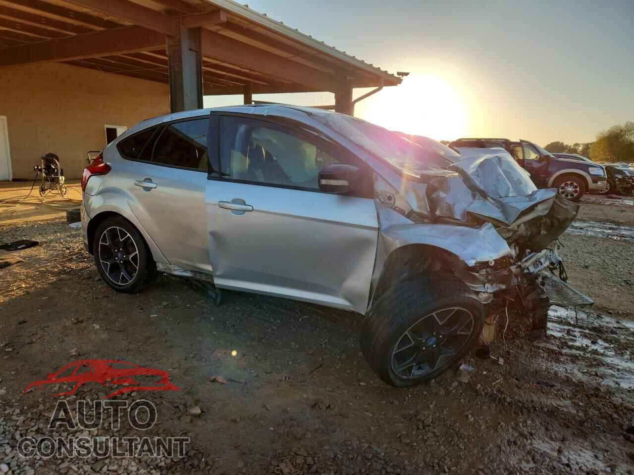 FORD FOCUS 2013 - 1FADP3K28DL167178