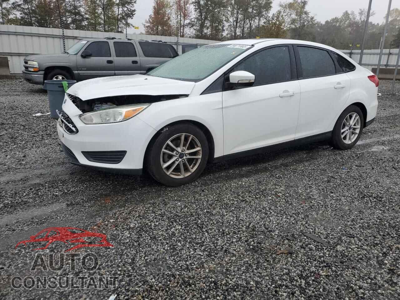 FORD FOCUS 2015 - 1FADP3F28FL214870