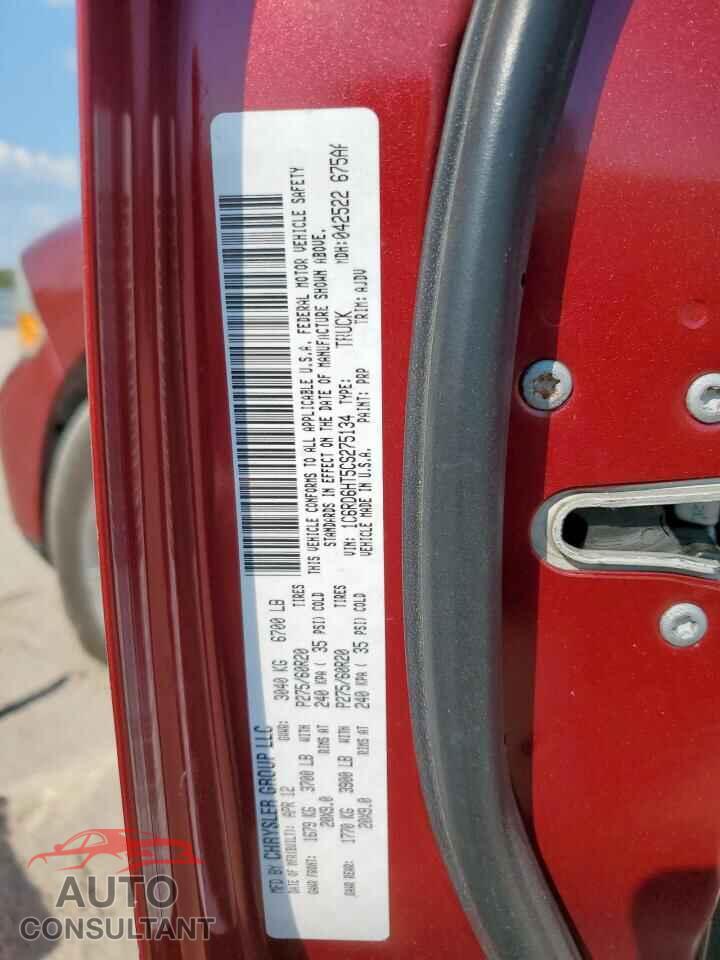 DODGE RAM 1500 2012 - 1C6RD6HT5CS275134