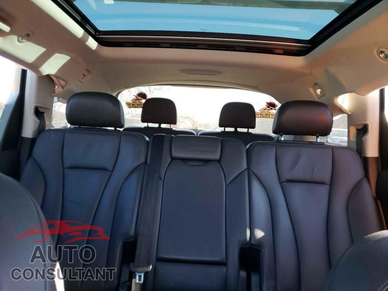 AUDI Q7 2017 - WA1AHAF73HD042409