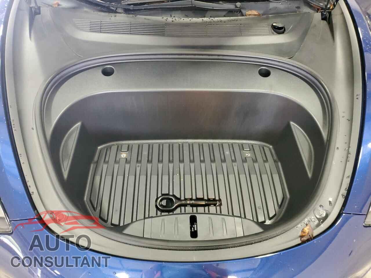TESLA MODEL 3 2021 - 5YJ3E1EB6MF992697