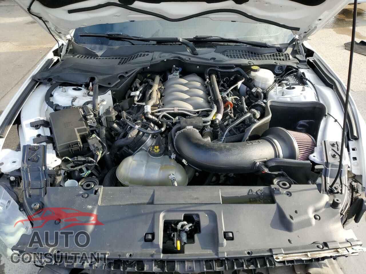 FORD MUSTANG 2018 - 1FA6P8CF2J5121031