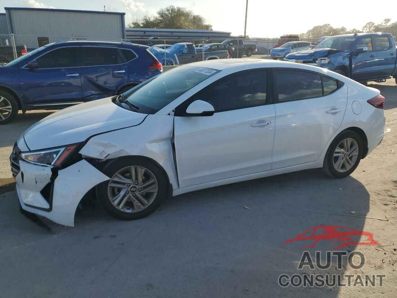 HYUNDAI ELANTRA 2019 - 5NPD84LF8KH416062