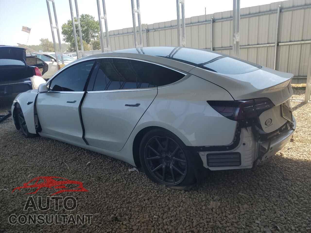 TESLA MODEL 3 2019 - 5YJ3E1EA3KF299901