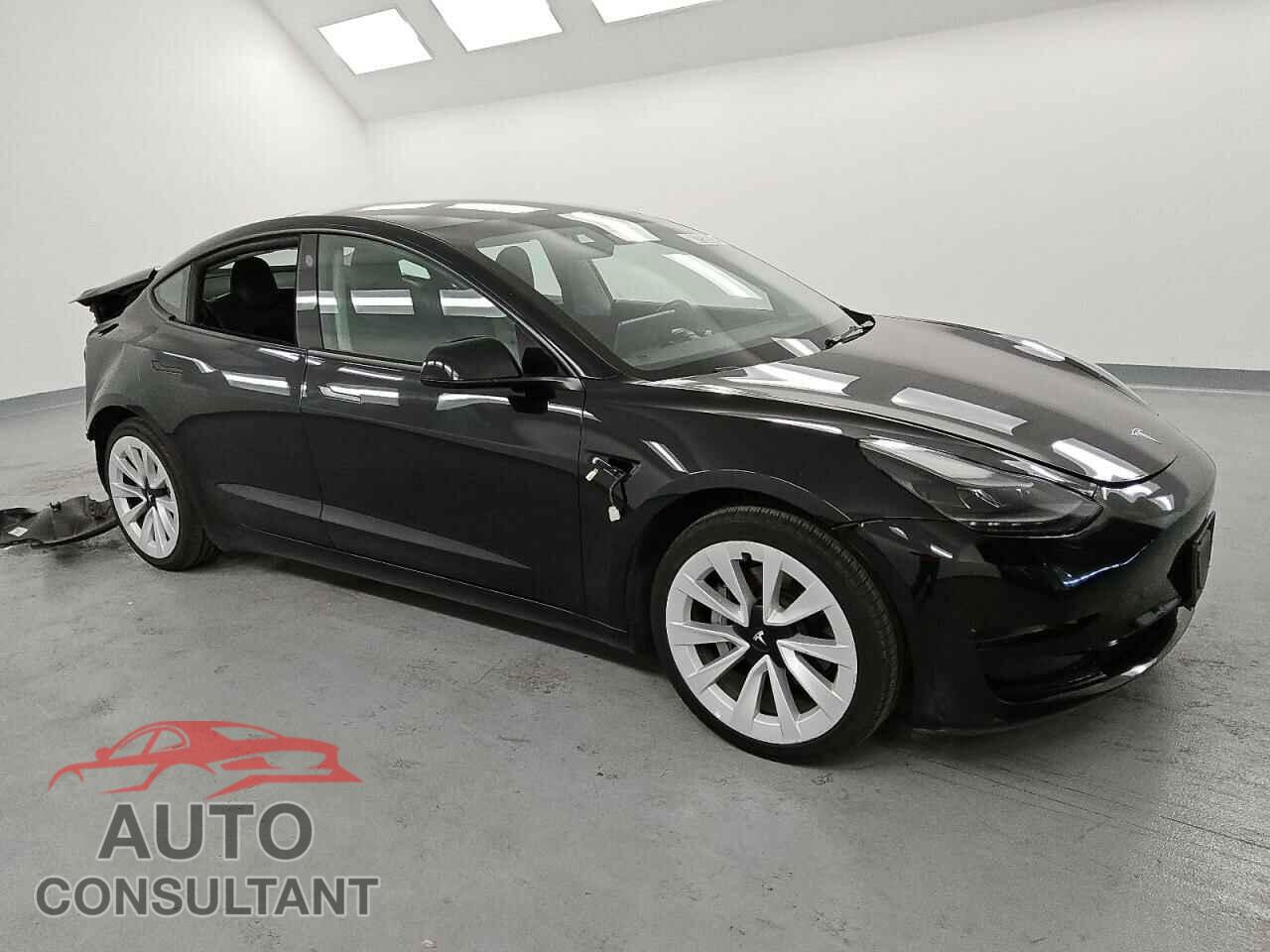 TESLA MODEL 3 2022 - 5YJ3E1EA5NF289701
