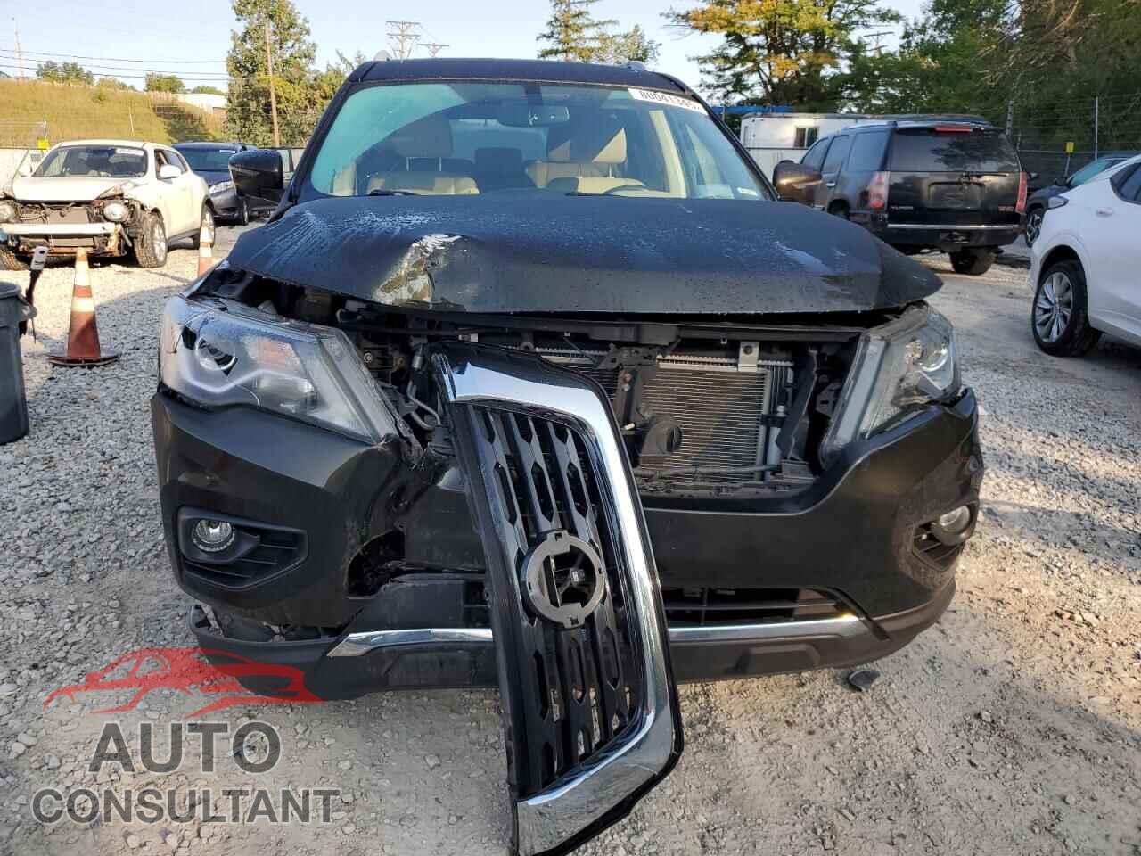 NISSAN PATHFINDER 2017 - 5N1DR2MM2HC606888