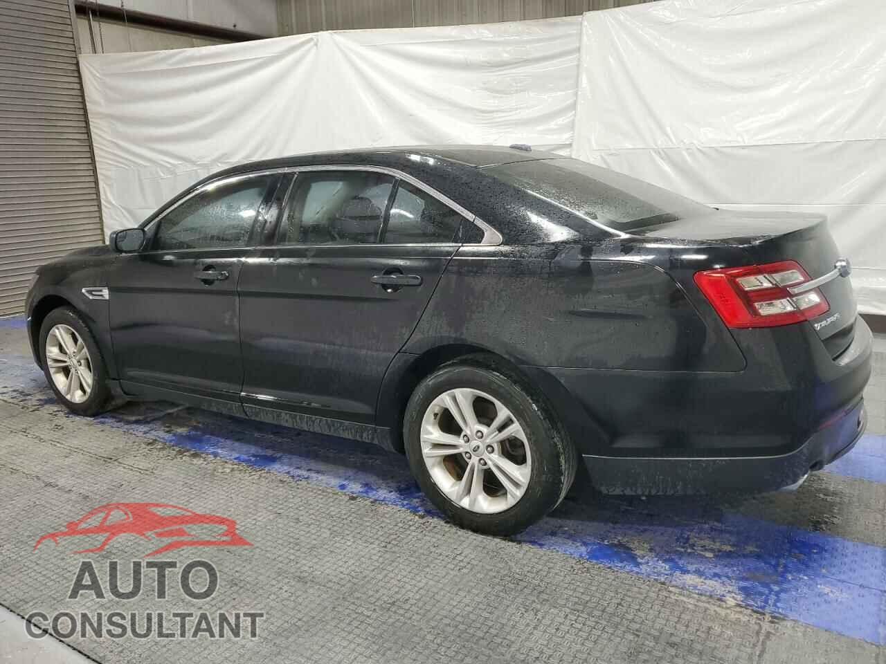 FORD TAURUS 2017 - 1FAHP2D87HG133406