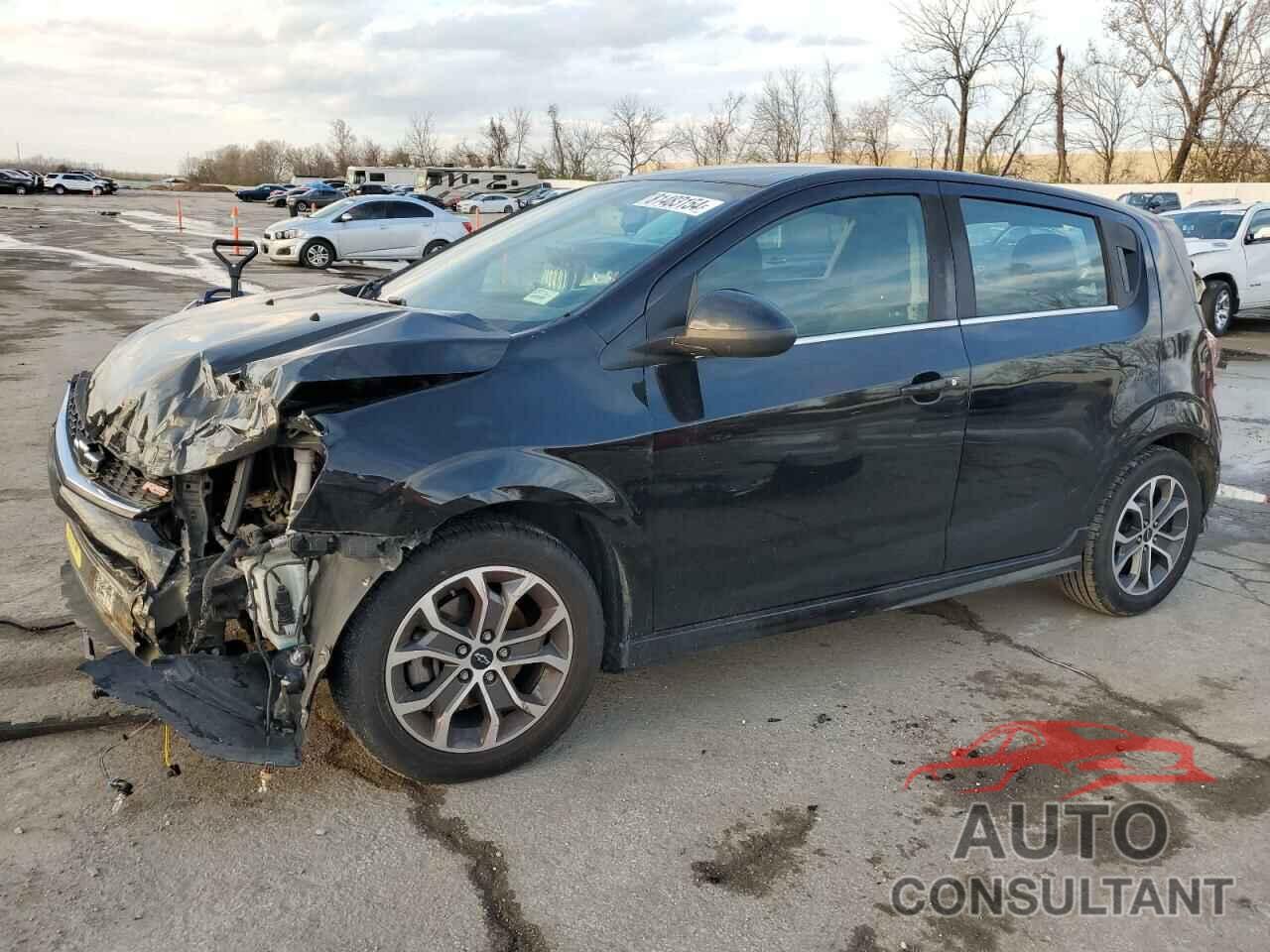 CHEVROLET SONIC 2018 - 1G1JD6SH1J4110363