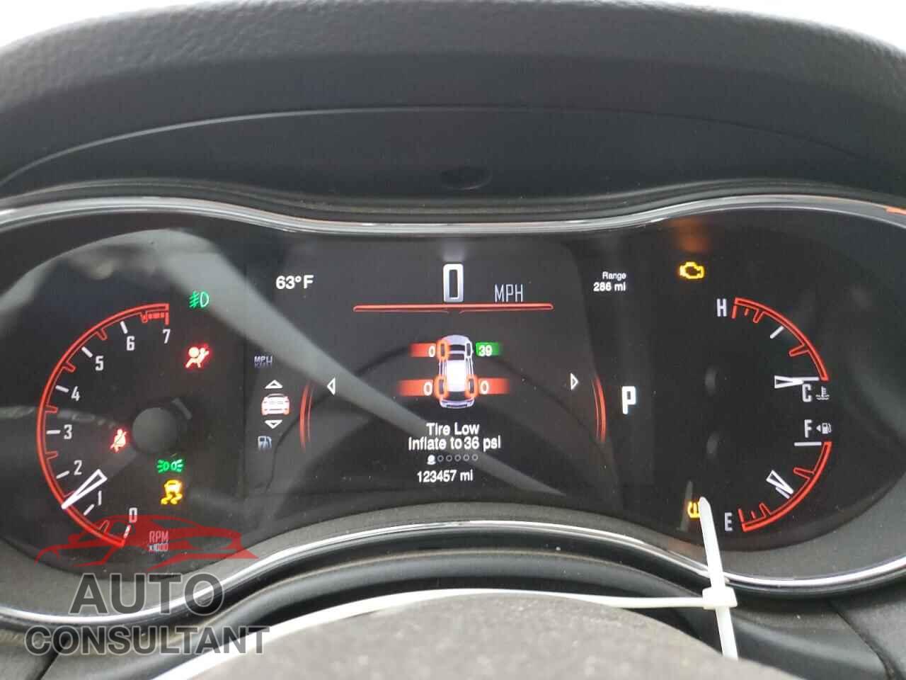 DODGE DURANGO 2015 - 1C4RDJAG6FC203172