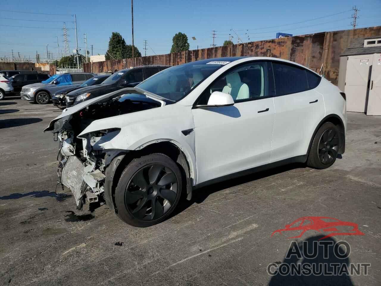 TESLA MODEL Y 2020 - 5YJYGDEE4LF053199