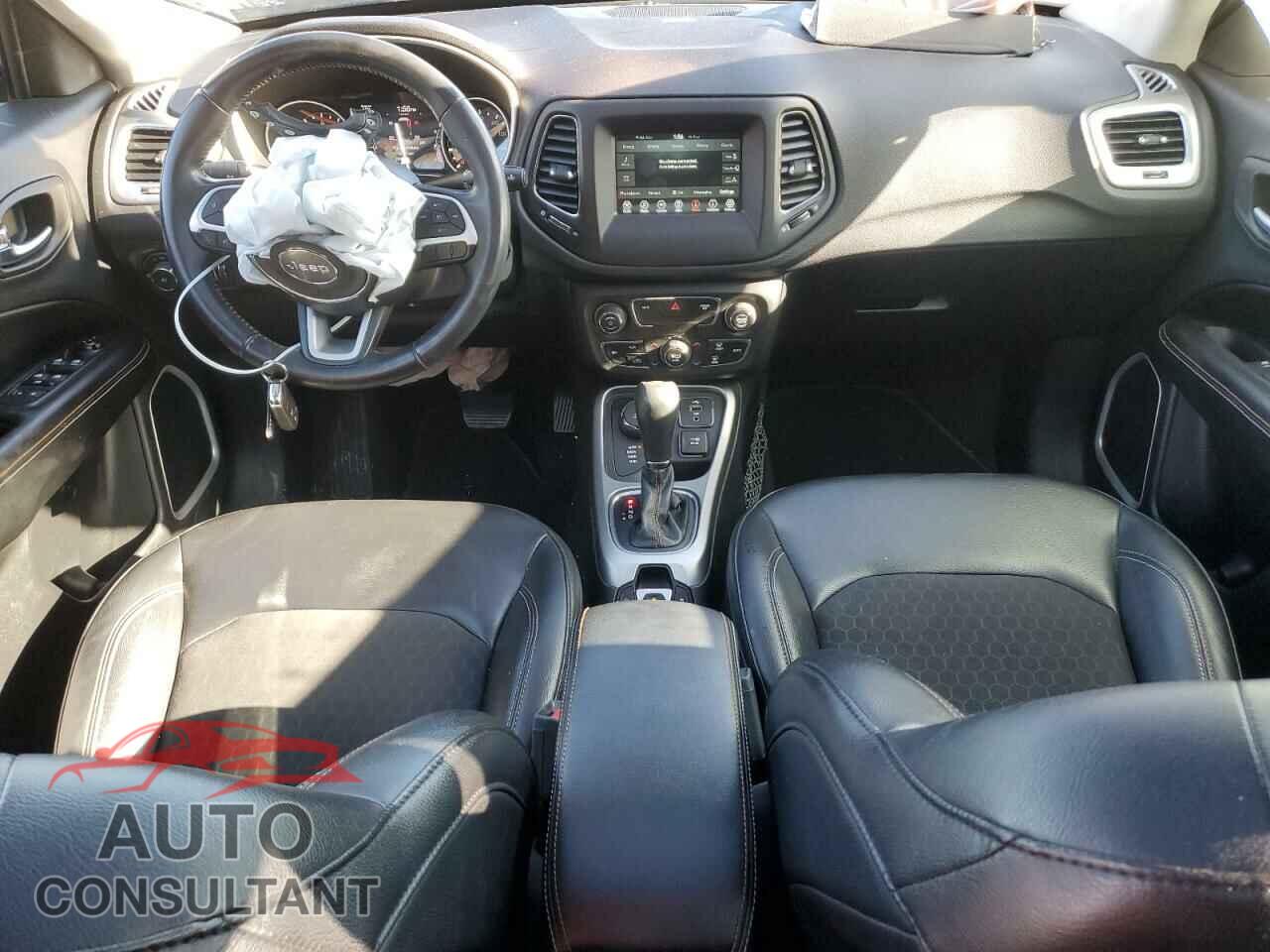 JEEP COMPASS 2017 - 3C4NJDBB8HT627553