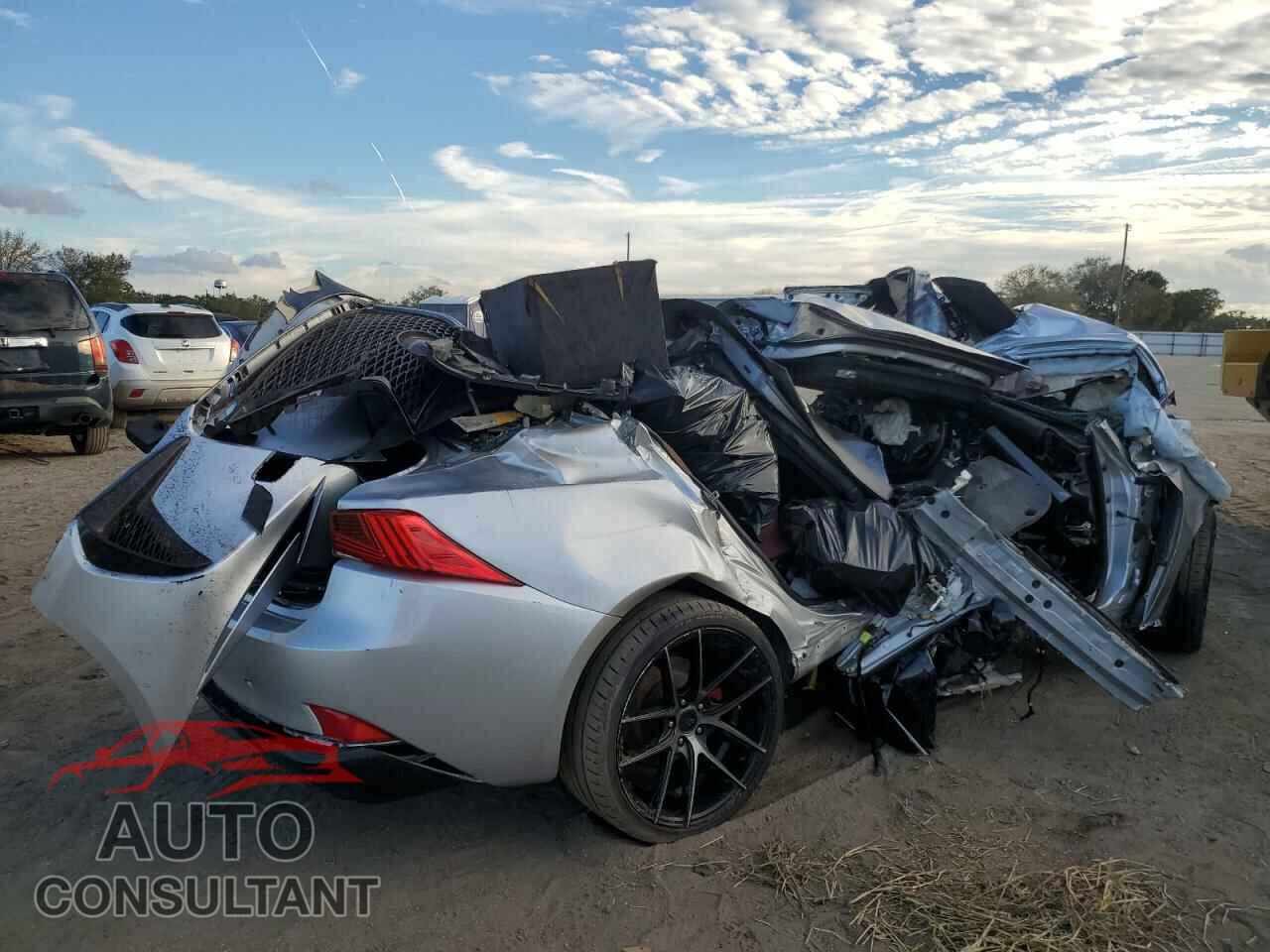LEXUS IS 2017 - JTHBA1D27H5051211