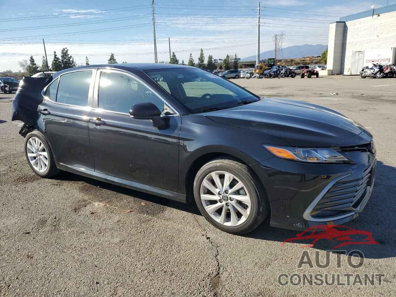 TOYOTA CAMRY 2021 - 4T1C11AK4MU474771